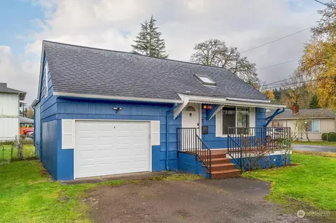 407 Division St, Kelso, WA 98626