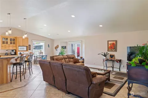 2227 Cedar Pl, Longview, WA 98632 photo 8