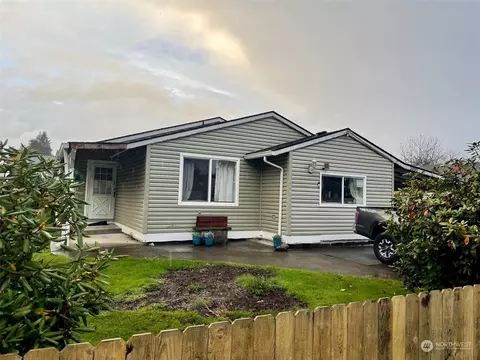 3990 Estate Dr, Longview, WA 98632
