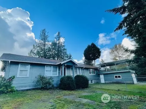 5521 S Wallace St, Seattle, WA 98178
