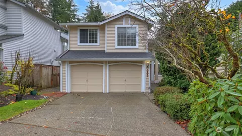 12641 104th Ave NE, Kirkland, WA 98034
