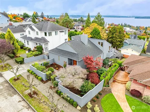 6703 38th Ave SW, Seattle, WA 98126