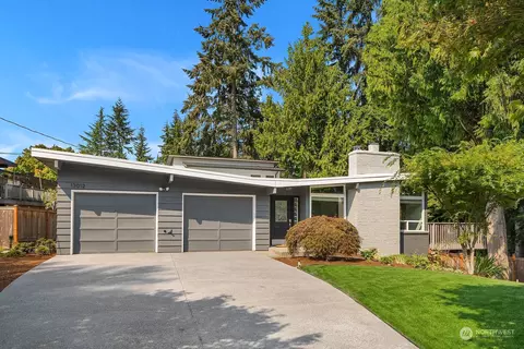13012 NE 73rd St, Kirkland, WA 98033
