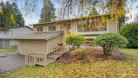 7231 Rhododendron Pl NW, Bremerton, WA 98311