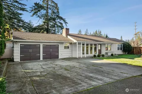9002 Maple Ave SW, Lakewood, WA 98499