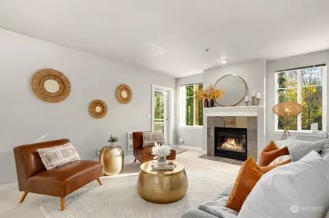 Living - 17432 Bothell Way NE #B304, Bothell, WA 98011 photo 3 of 5