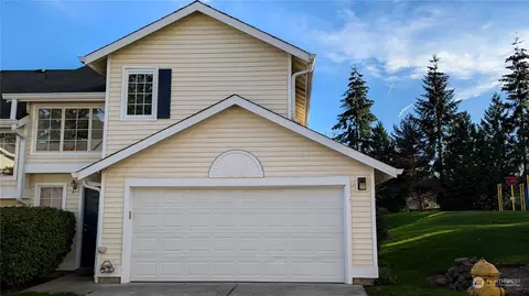 927 132nd St SW #F6, Everett, WA 98204