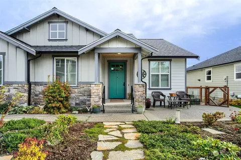 3007 Calvin Ct, Anacortes, WA 98221