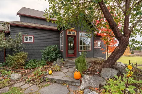 70 Saddle Rd, San Juan Island, WA 98250