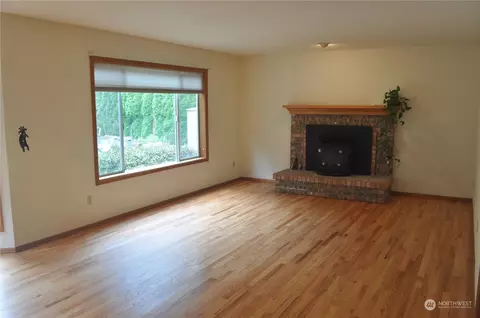 Living - 310 Keach Loop, Steilacoom, WA 98388 photo 1 of 4