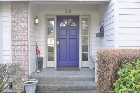 Entry Way - 310 Keach Loop, Steilacoom, WA 98388 photo 1 of 6