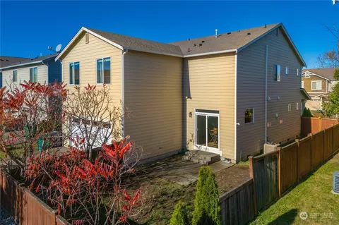 Exterior - 258 Bondgard Ave E, Enumclaw, WA 98022 photo 3 of 4
