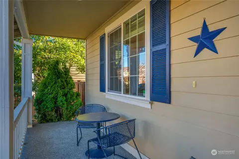 Exterior - 258 Bondgard Ave E, Enumclaw, WA 98022 photo 2 of 4