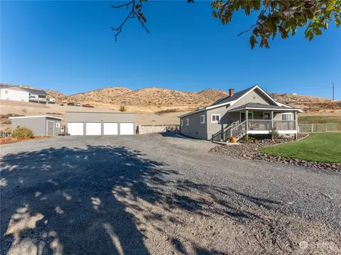 4614 SE Colockum View Dr, Rock Island, WA 98850