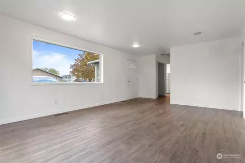 1206 E Hemlock St, Othello, WA 99344 photo 6