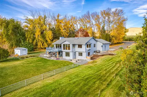 6901 NW Martin Rd, Ephrata, WA 98823