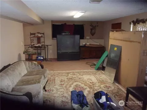 Living - 20318 22nd Ave E, Spanaway, WA 98387 photo 3 of 3