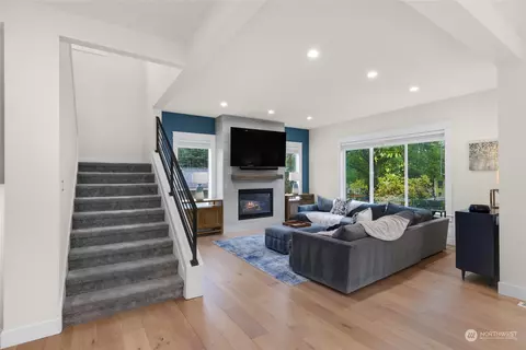 Living - 746 N 87th St, Seattle, WA 98103 photo 3 of 3