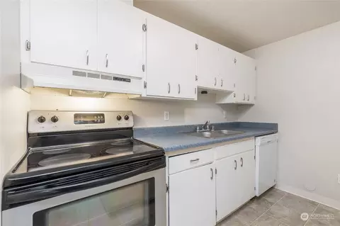 Kitchen - 1204 Wall St, Everett, WA 98201 photo 7 of 7