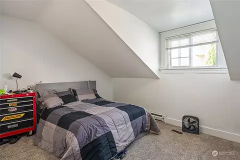 Bedroom - 1204 Wall St, Everett, WA 98201 photo 4 of 12