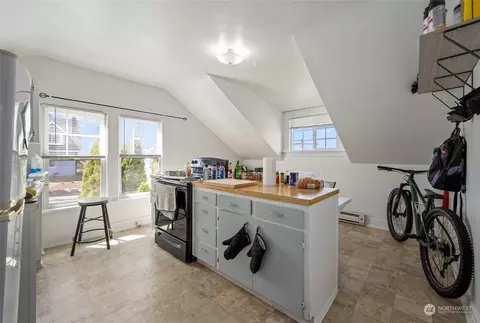 Kitchen - 1204 Wall St, Everett, WA 98201 photo 4 of 7