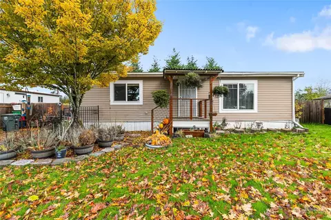 4614 Sunburst Dr, Blaine, WA 98230