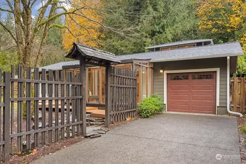 20670 NE 79th St, Redmond, WA 98053
