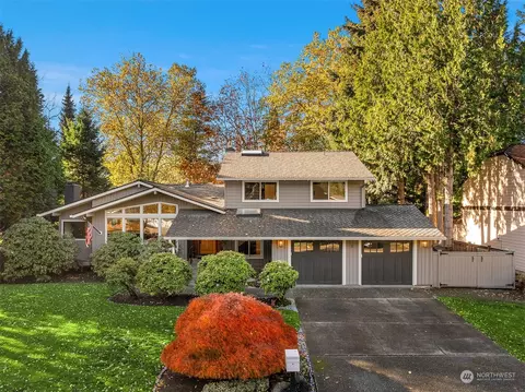 11 Lopez Ky, Bellevue, WA 98006