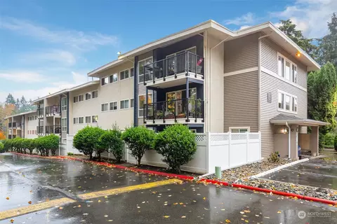 12631 NE 9th Pl #C207, Bellevue, WA 98005