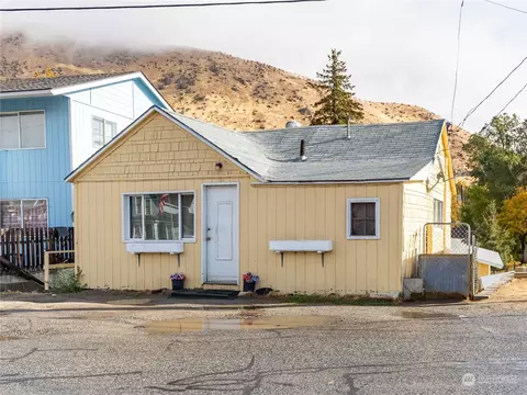 106 Parkhill St, Cashmere, WA 98815