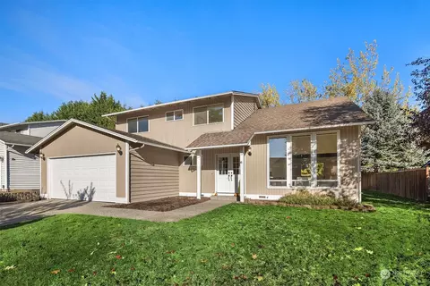 10026 NE 141 St, Kirkland, WA 98034