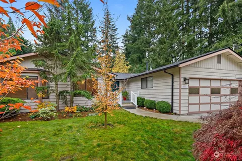 10413 SE 212th St, Kent, WA 98031