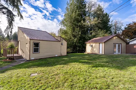 4308 Kelly Rd, Bremerton, WA 98312