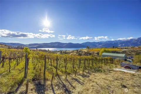 172 Sawtooth Ridge Ln, Manson, WA 98831