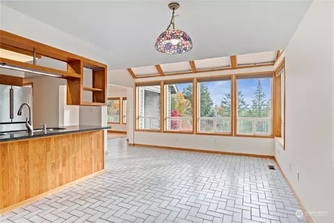950 Cascade Dr, Longview, WA 98632 photo 8