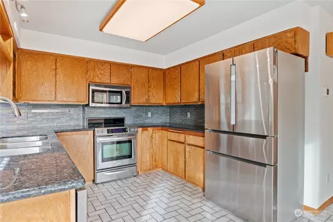950 Cascade Dr, Longview, WA 98632 photo 9