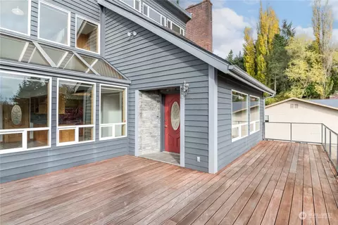 950 Cascade Dr, Longview, WA 98632 photo 2