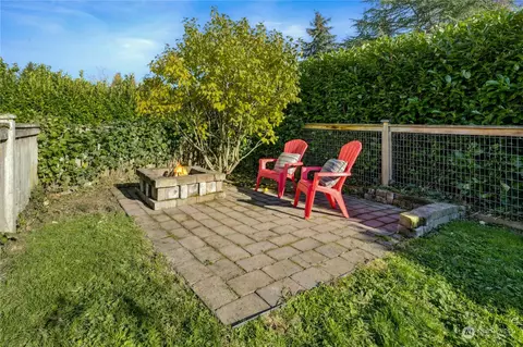 614 N 65th St, Seattle, WA 98103 photo 31