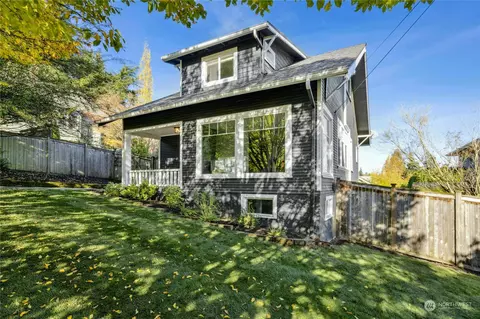 614 N 65th St, Seattle, WA 98103 photo 3