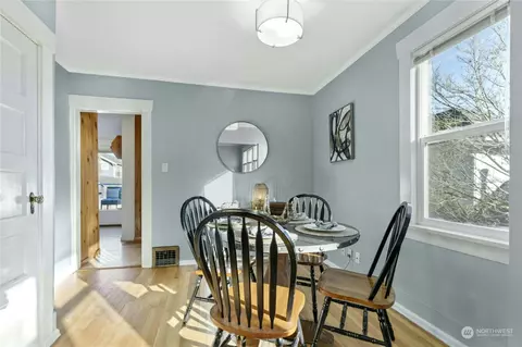 614 N 65th St, Seattle, WA 98103 photo 12