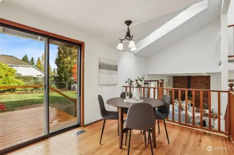 Dining - 3327 96th Pl SE, Everett, WA 98208 photo 1 of 2