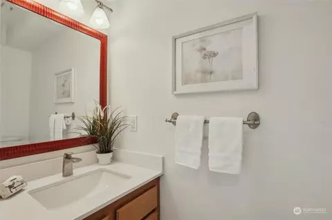 Bath - 3327 96th Pl SE, Everett, WA 98208 photo 3 of 3