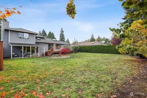 Exterior - 3327 96th Pl SE, Everett, WA 98208 photo 5 of 6