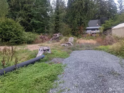 17016 Glacier Rim Dr, Deming, WA 98244