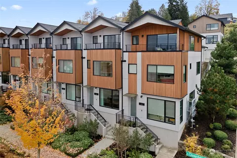 3803 S Cloverdale St, Seattle, WA 98118