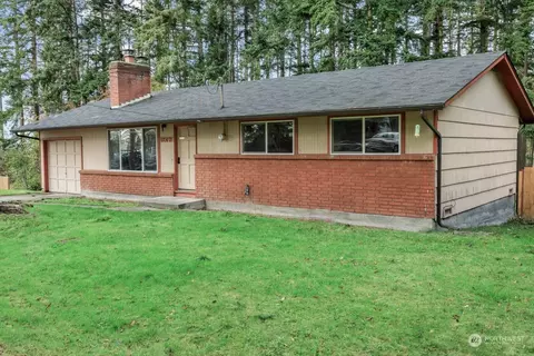1350 Orchard Loop, Oak Harbor, WA 98277