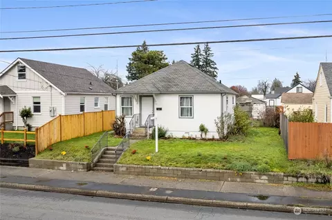 3257 S 74th, Tacoma, WA 98409