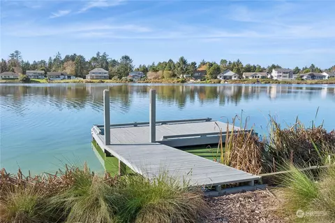 361 Lake View Loop NE, Ocean Shores, WA 98569