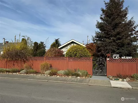 158 W Spruce St #A & B, Sequim, WA 98382