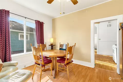 Dining - 1822 Baker Ave, Everett, WA 98201 photo 1 of 1